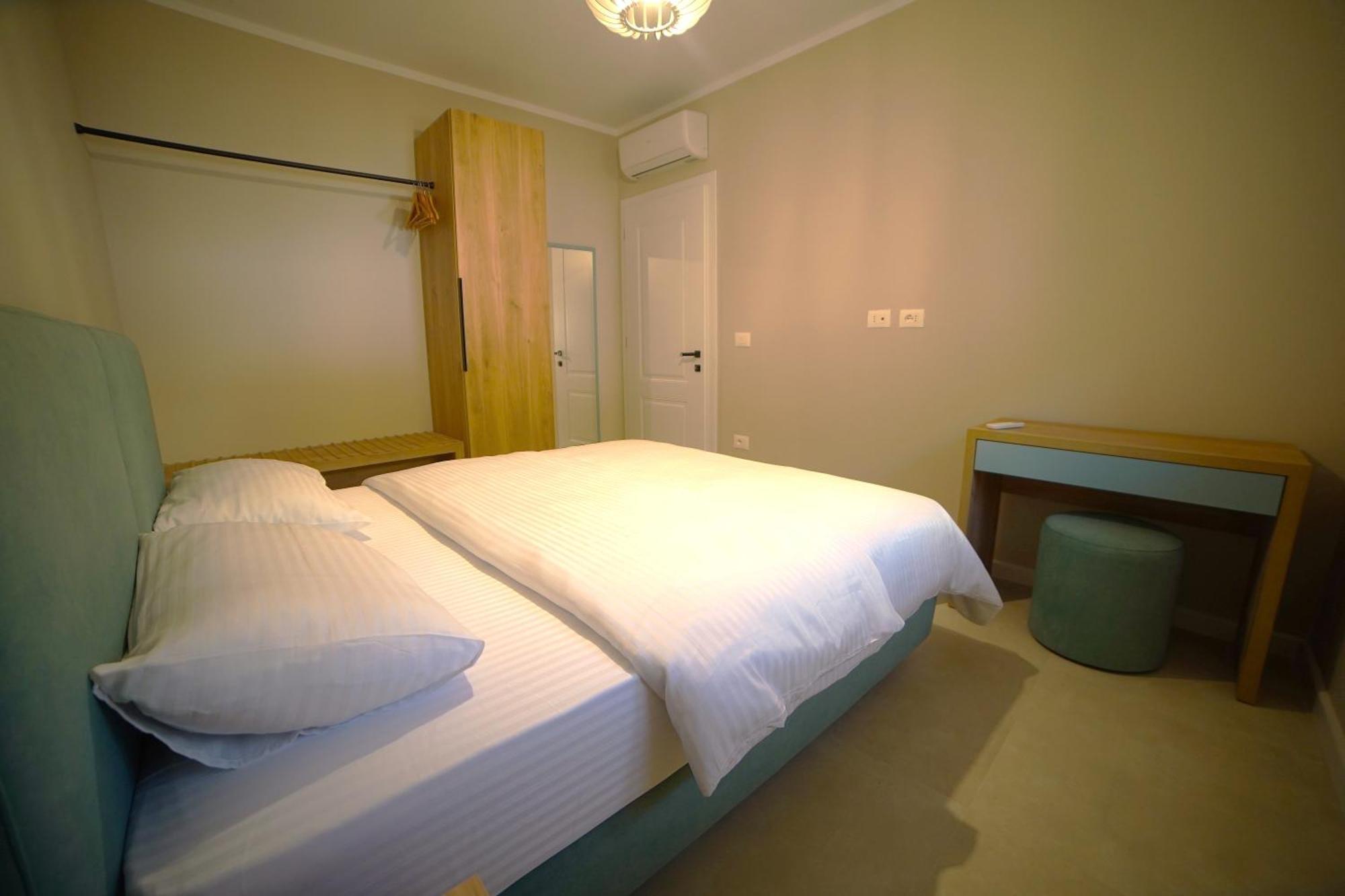 Apartment Center Oasis Trio Appartmens Tirana